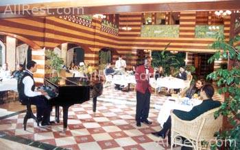 Cataract Pyramids Resort 29